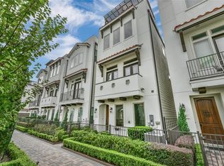 1241B Bonner St, Houston, TX 77007