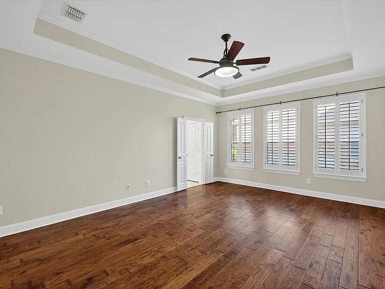 14668 Blakehill Dr — Photo 55