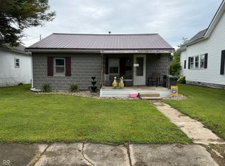 322 E 7th St, Rushville, IN 46173