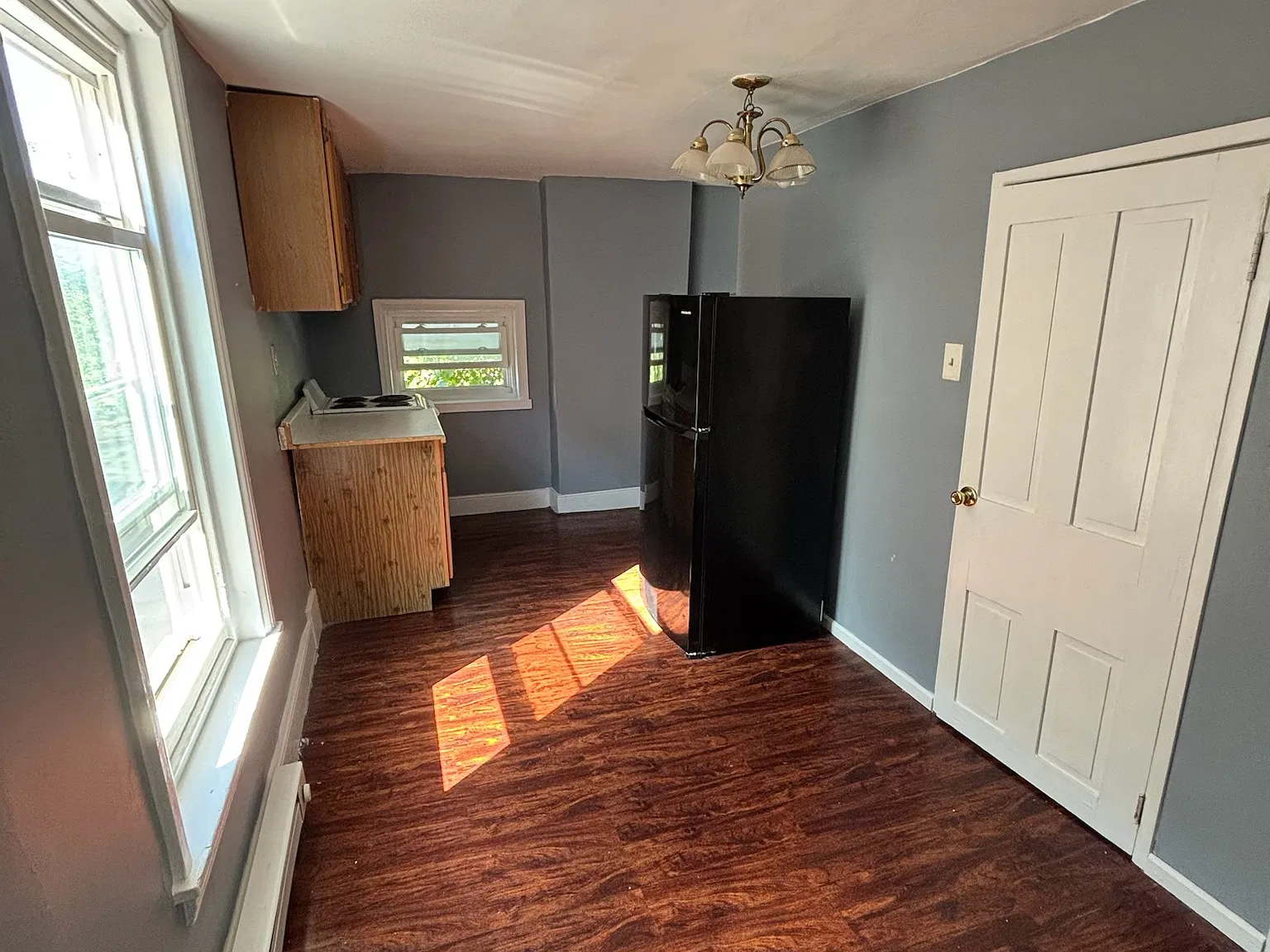 1 bed, 1000 sqft, $1,300 — Photo 3