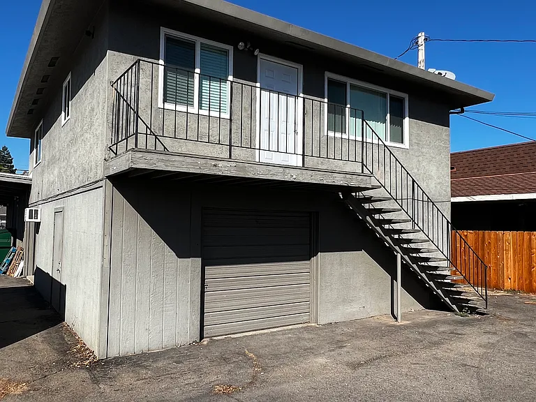 340 S Fairmont Ave #A — Photo 3