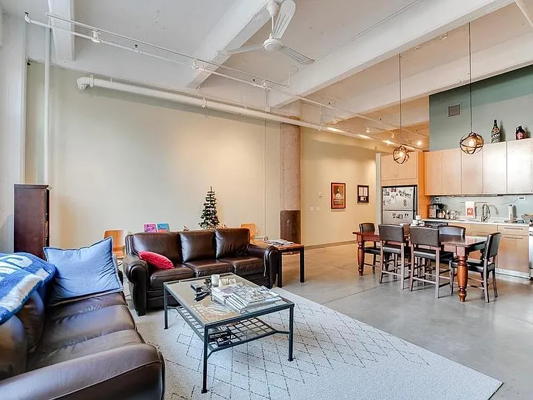 700 Washington Ave N #427 — Photo 8