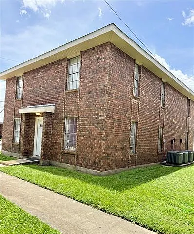 908 Jeffrey Ct #A — Photo 10
