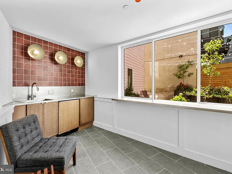 2456 Frankford Ave #8 — Photo 9