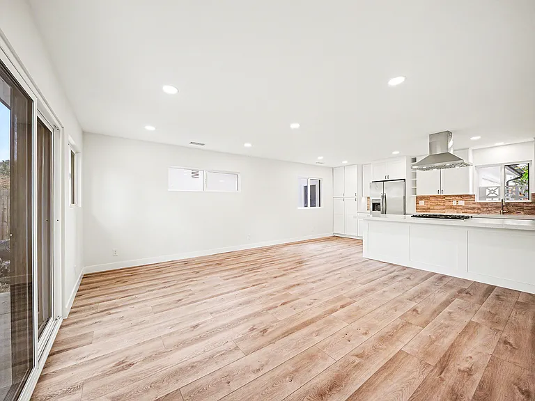 8738 Monogram Ave — Photo 24