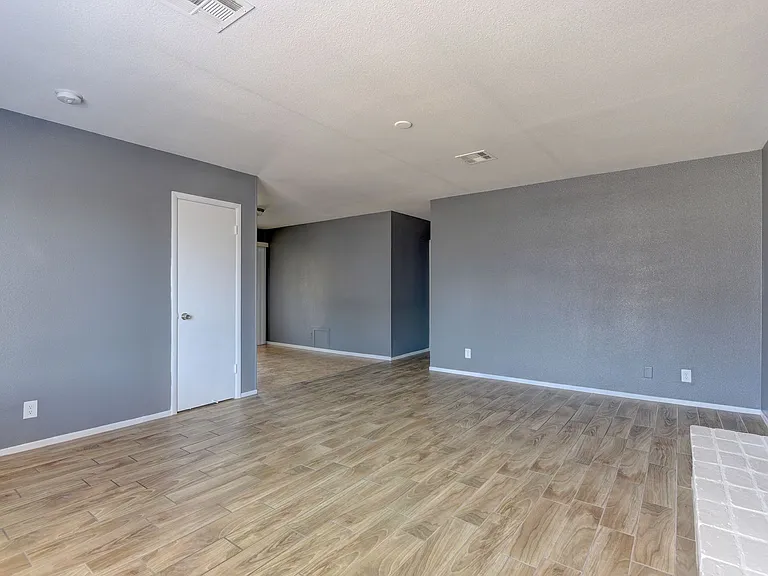 5708 Pinecone Pl — Photo 7
