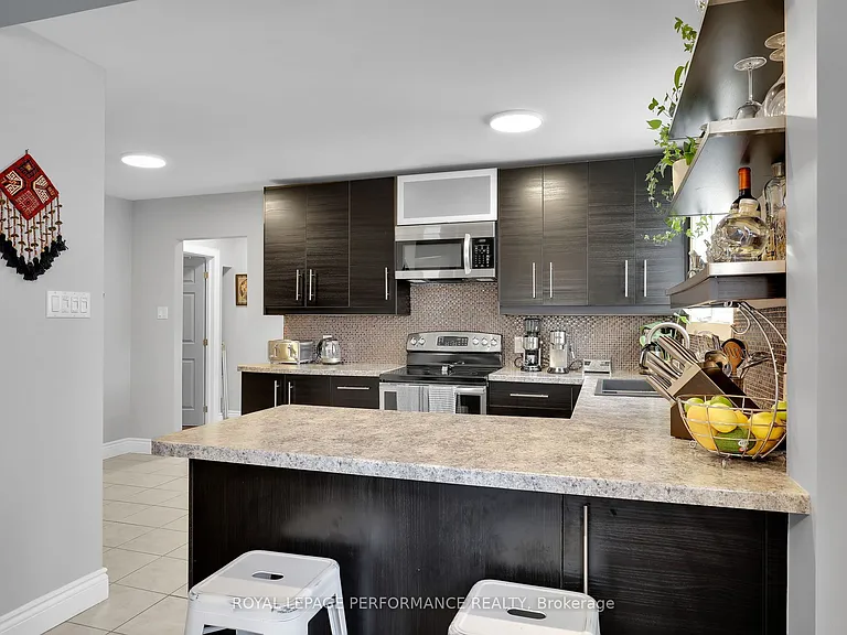 165 Laval St #165 — Photo 9