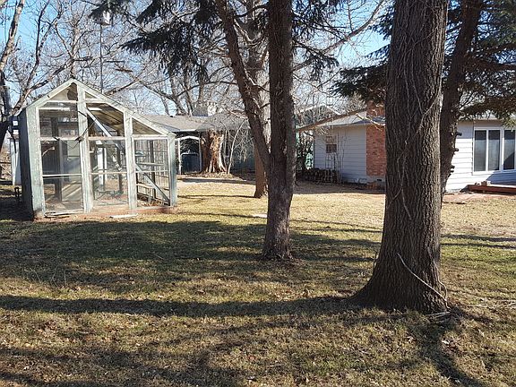 3rd image of 509 Tom Smith Cir