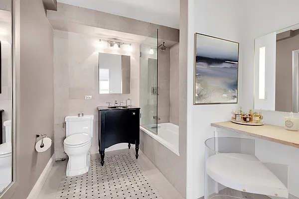 Sold by Douglas Elliman | media 8