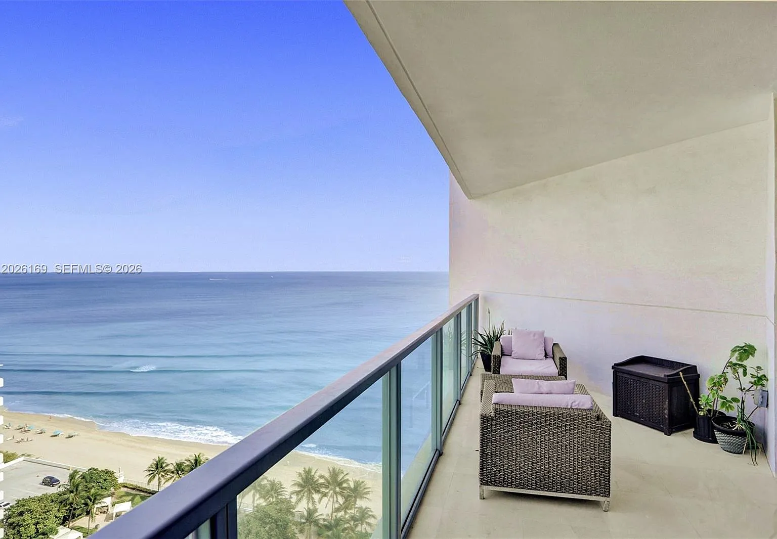 Ocean Palms Condo — Photo 1