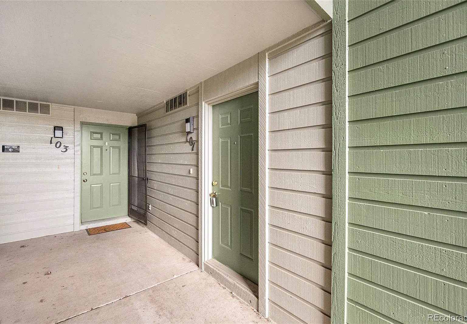 1 bed, 792 sqft, $1,295 — Photo 2