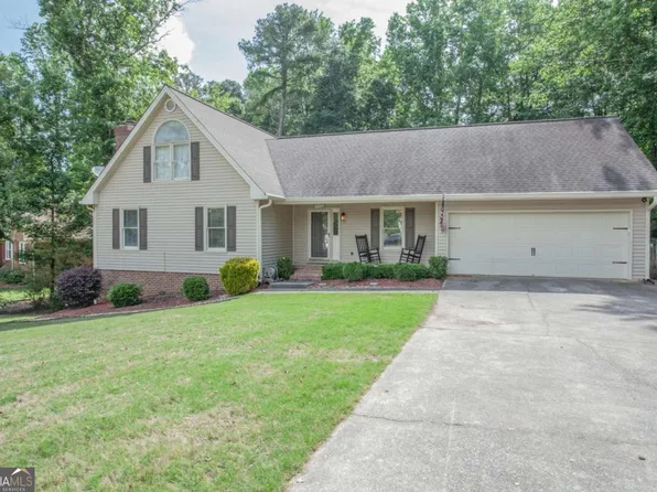 17 Mountain Oaks Dr, Carrollton, GA 30116