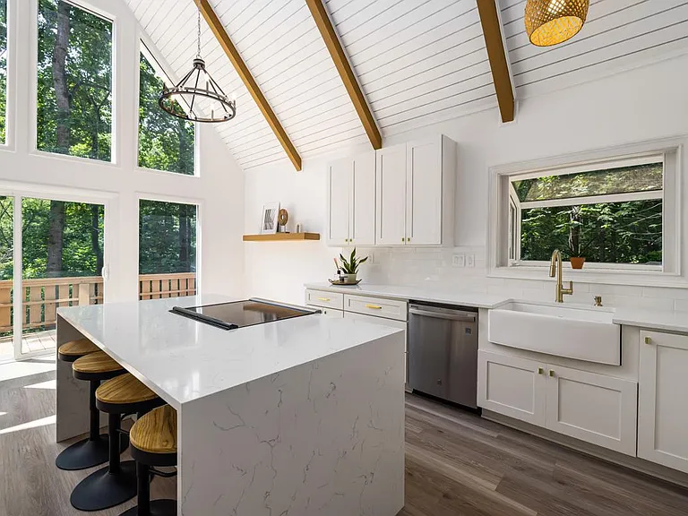 912 Langford Pl — Photo 8