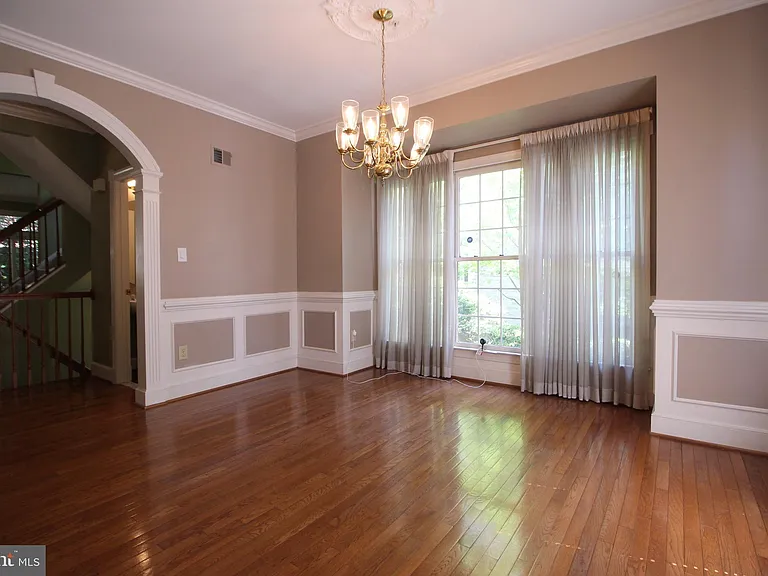 6032 Kelsey Ct — Photo 7