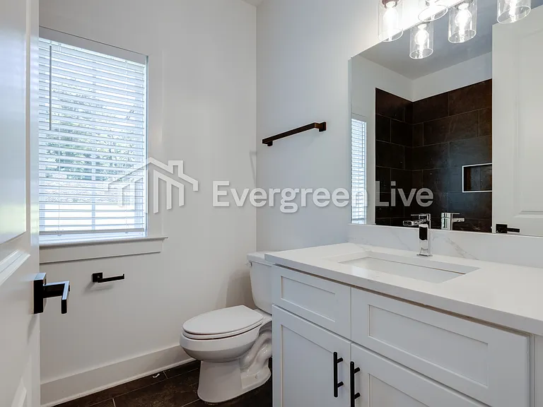 4093 McSwain Cv — Photo 10