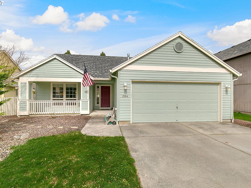 1st image of 1504 SE 186th Ct