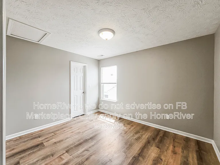 7905 Housefinch Ln — Photo 16