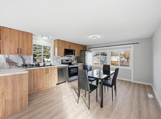 2 Cliff Cres NW, Edmonton, AB T6P 1B6