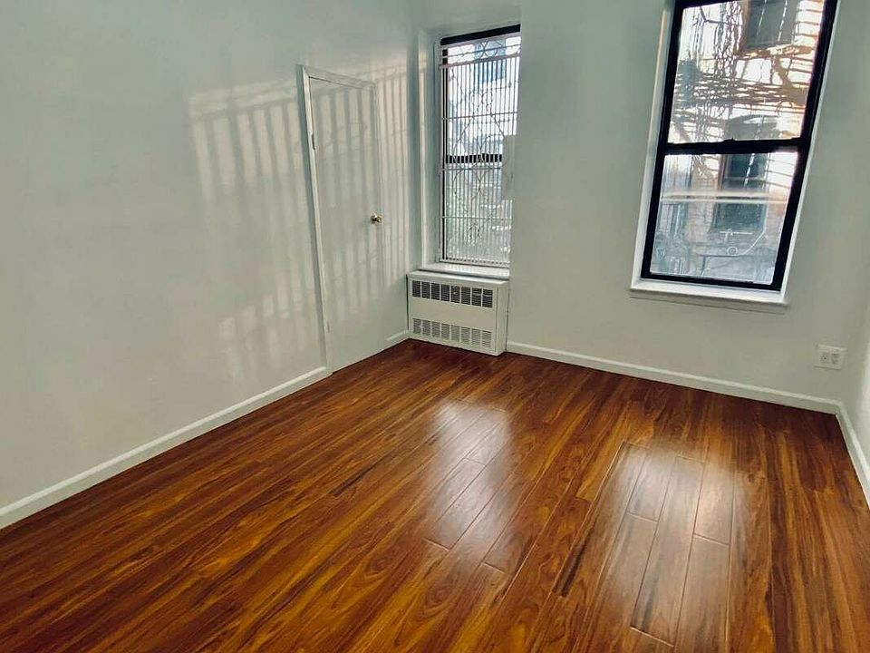 1st image of 361 E 10th St APT 3