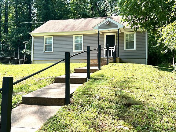 2nd image of 3405 Westbrook Cir