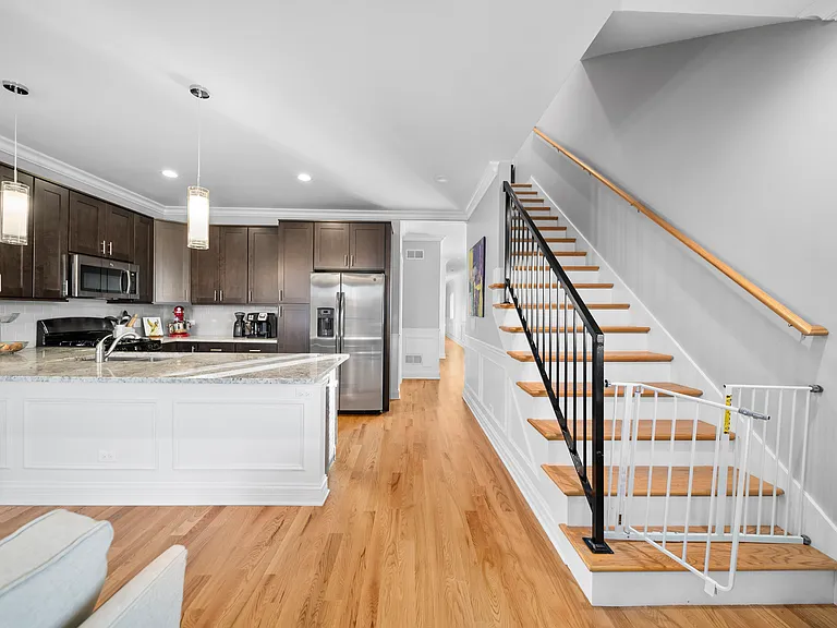 4017 N Monticello Ave #3 — Photo 1
