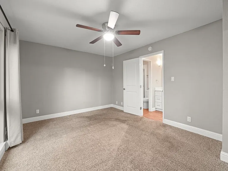 1036 Oak Grove Rd #21 — Photo 7