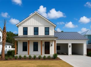 156 Ledbetter Ave, Saint Simons Island, GA 31522