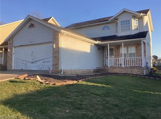 19036 Watercrest Ave, Maple Heights, OH 44137