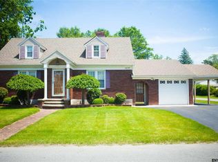 2032 Careleon Rd, Schenectady, NY 12303