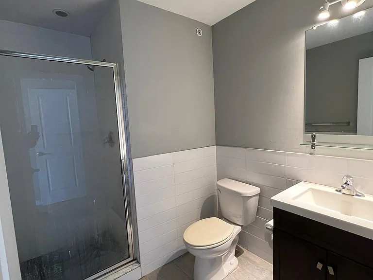 535 Budd St #D3 — Photo 10