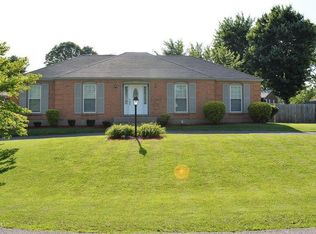 7404 Spring House Ln, Louisville, KY 40291