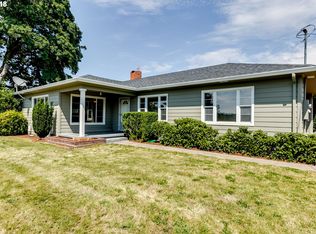 2725 Harvest Ln, Springfield, OR 97477