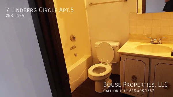 7 Lindbergh Cir #5 — Photo 2