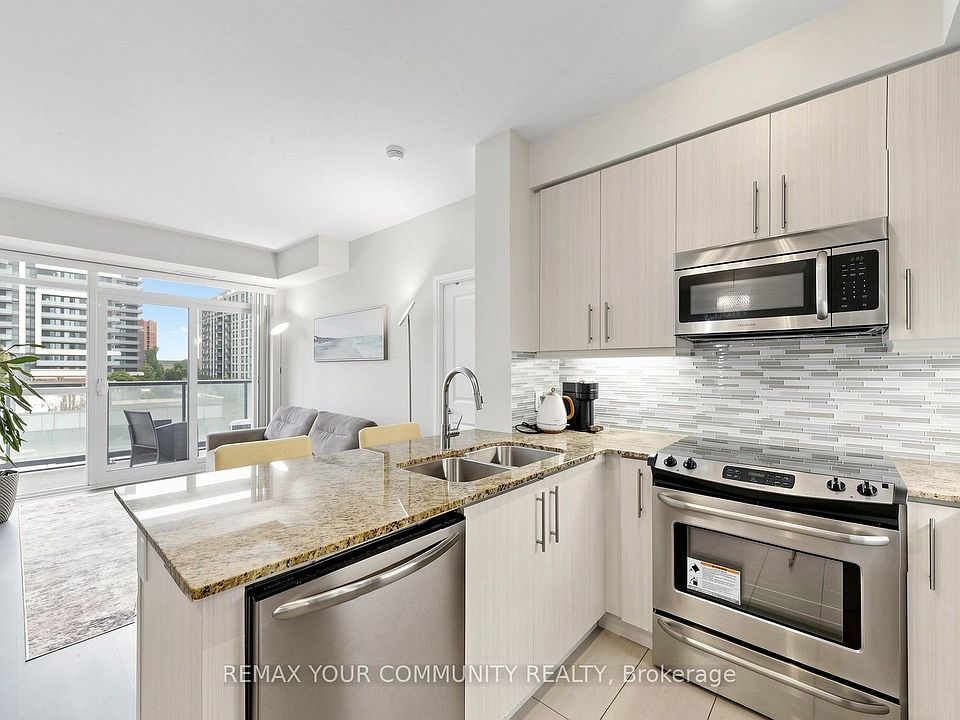 1st image of 55 Oneida Cres #408