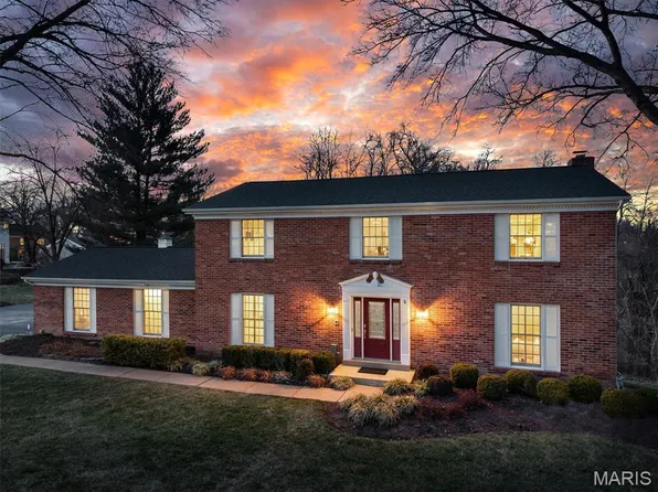 14543 Debbenham Ln, Chesterfield, MO 63017