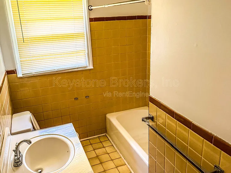 2063 Fairway Dr — Photo 6