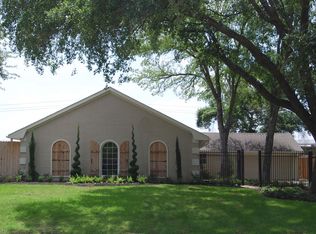 606 Briar Hill Dr, Houston, TX 77042