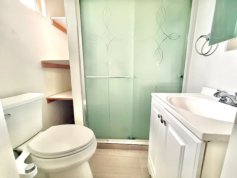 9666 Laurel Ave — Photo 11