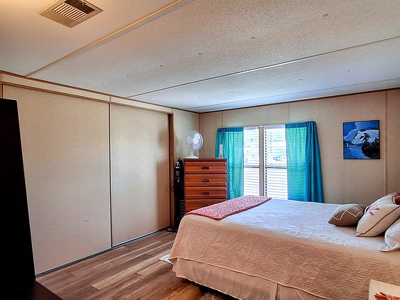 4th image of 211 Dixie Cir #211