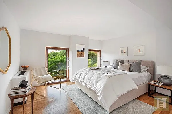 Rented by Halstead Real Estate | media 5