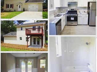 3075 Brook Hollow Dr, Rex, GA 30273