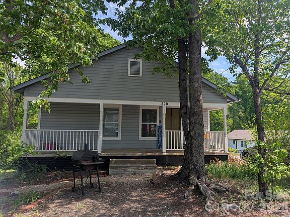 2nd image of 220 Basin Ave
