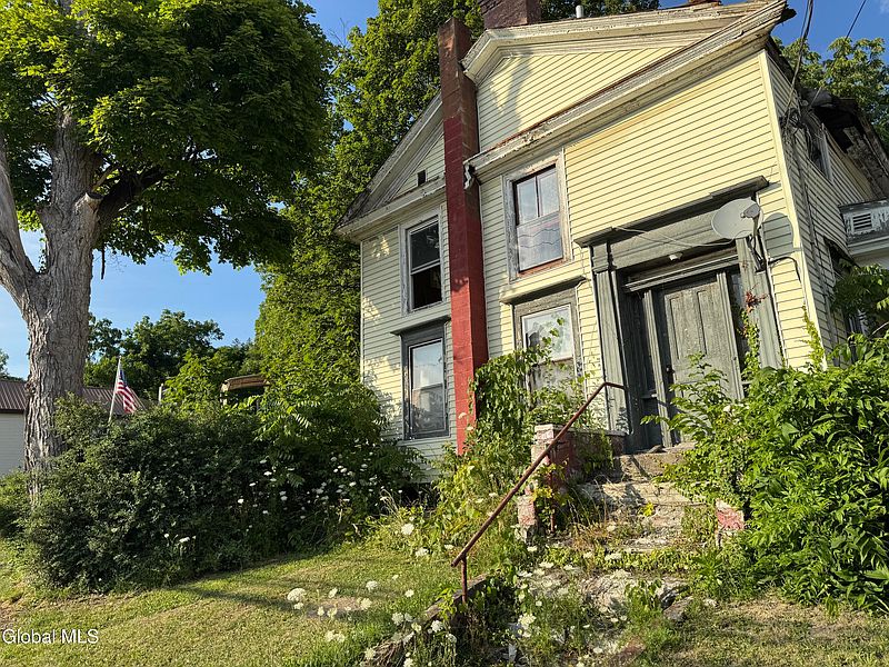 2nd image of 39 Williams Street