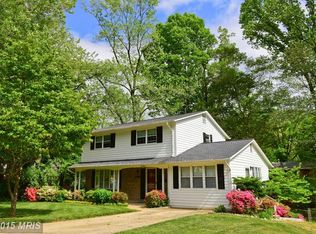 5611 Southampton Dr, Springfield, VA 22151