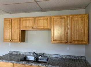 335 Oakland St FLOOR 2, Springfield, MA 01108