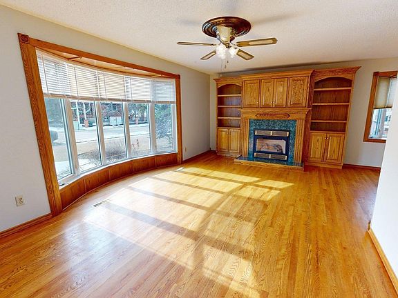 5th image of 363 Richfield Rd NW