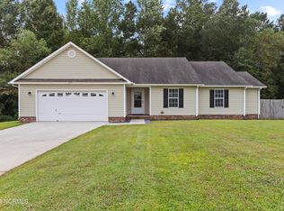 224 Dartmoor Trl, Jacksonville, NC 28540