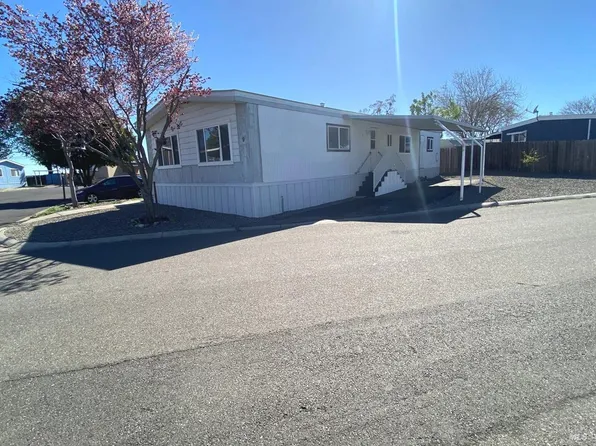 9 Del Loma Court, Vacaville, CA 95687