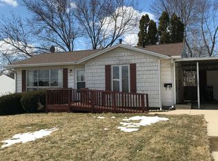 604 Ardmore St, Waterloo, IA 50701