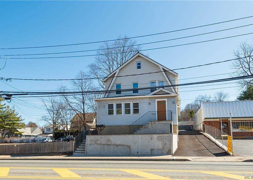 1st image of 47 Pine Dr #1B